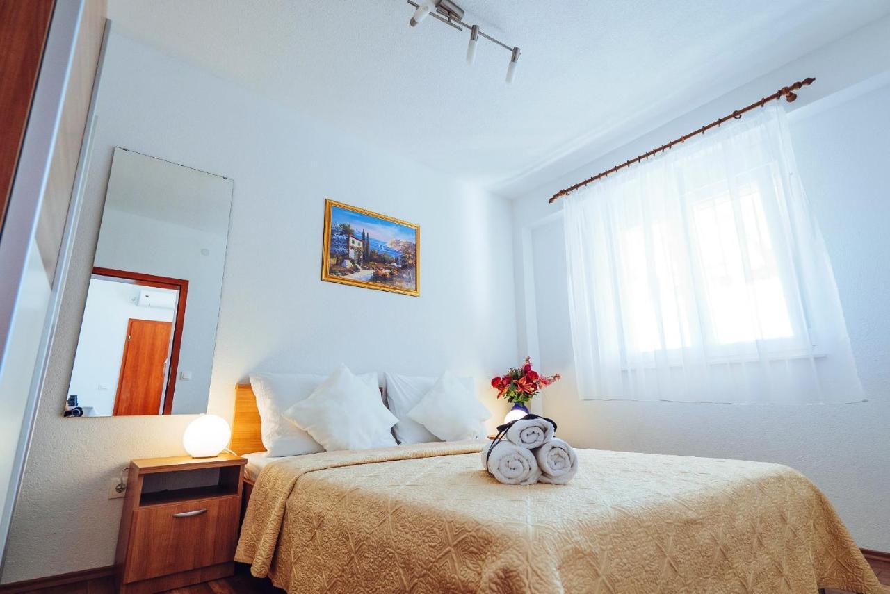 Apartmani Simundic Trogir Eksteriør billede